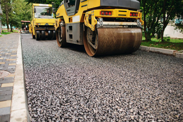 Best Asphalt Driveway Paving in Cut Off, LA